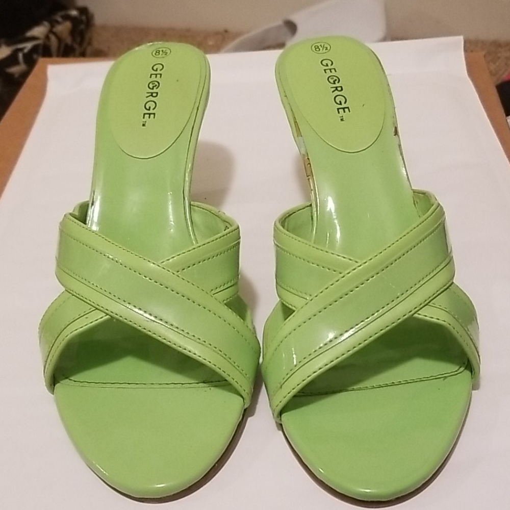 Shoes slides heels